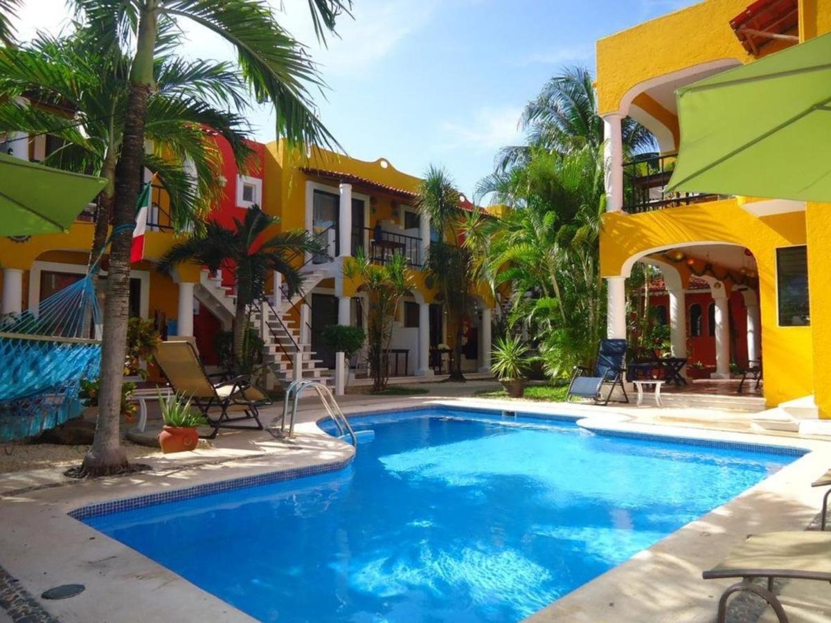 Hotel Acuario PLAYA DEL CARMEN Playa del Carmen Exterior foto
