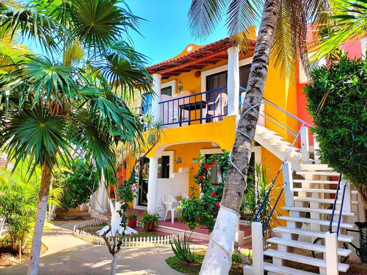 Hotel Acuario PLAYA DEL CARMEN Playa del Carmen Exterior foto