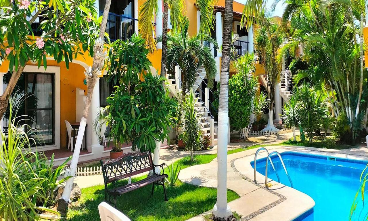 Hotel Acuario PLAYA DEL CARMEN Playa del Carmen Exterior foto