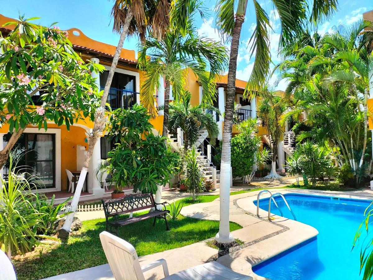 Hotel Acuario PLAYA DEL CARMEN Playa del Carmen Exterior foto