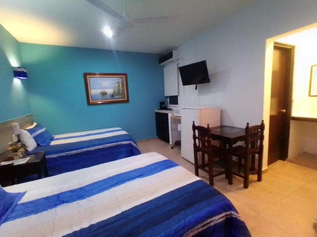 Hotel Acuario PLAYA DEL CARMEN Playa del Carmen Quarto foto